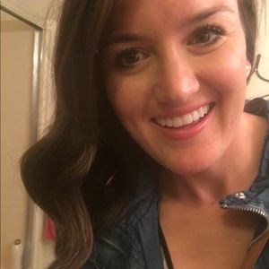 Meet your Posher, Tayler